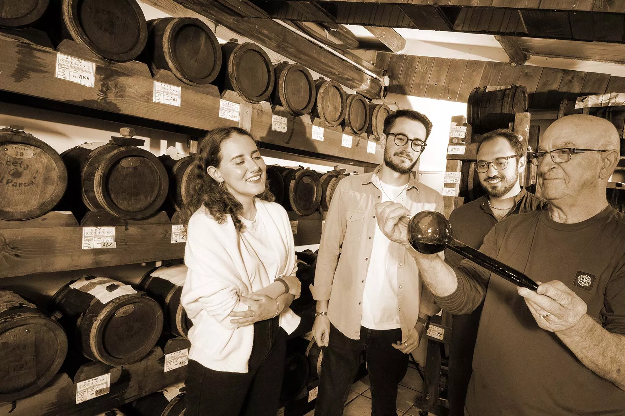 aceto balsamico tradizionale di modena - visita un acetaia - acetaie aperte