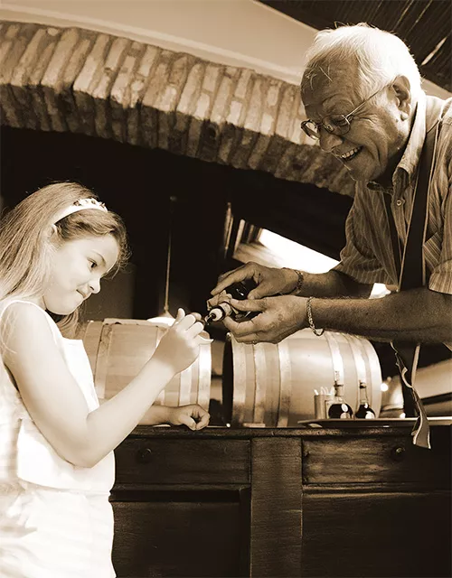 aceto balsamico tradizionale di modena - nonno e nipote