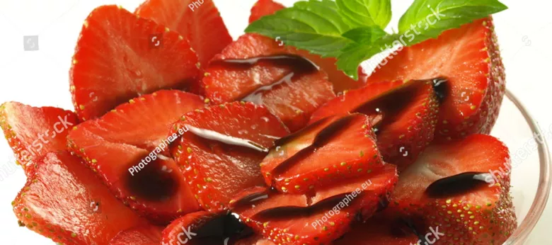 fragole-di-mirella-aceto-balsamico-tradizionale-modena