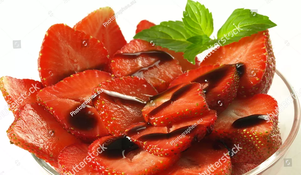 fragole-di-mirella-aceto-balsamico-tradizionale-modena