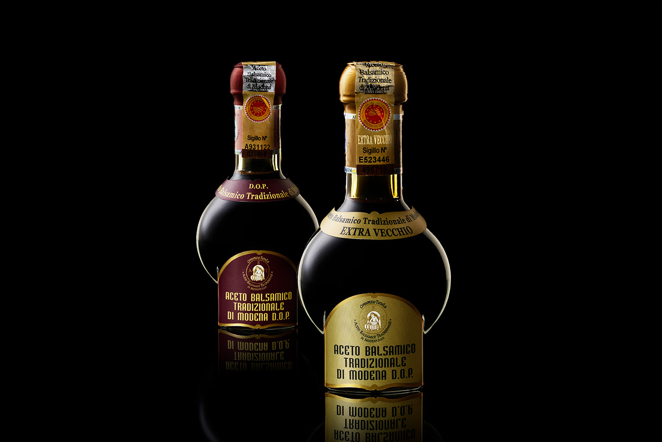 aceto balsamico tradizionale di modena dop - bottigliette giugiaro 12 e 25 anni