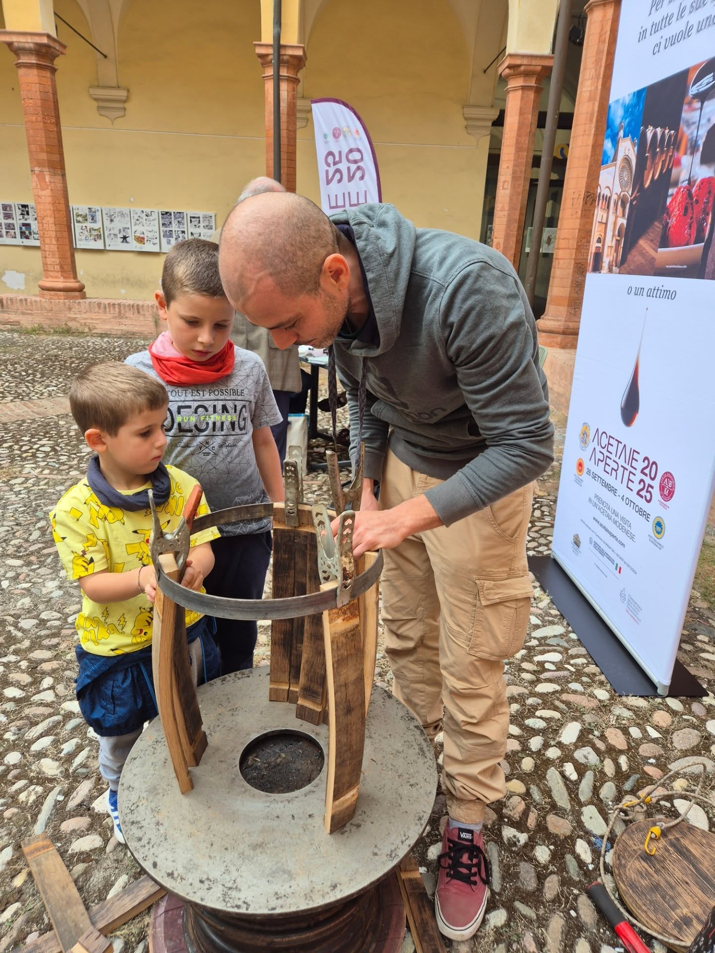 Acetaie aperte 2025 - Costruzione botte - Aceto balsamico tradizionale di Modena