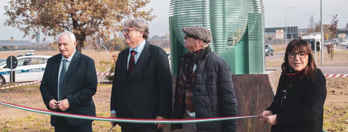 Inaugurazione rotonda aceto balsamico tradizionale di modena dop